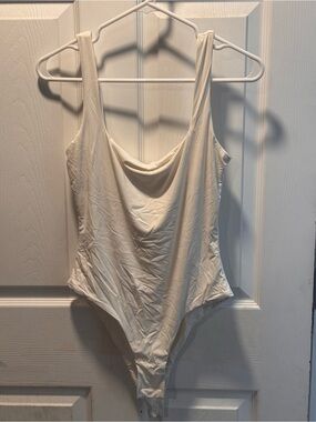 SHEIN Scoop Neck Bodysuits 3 pack